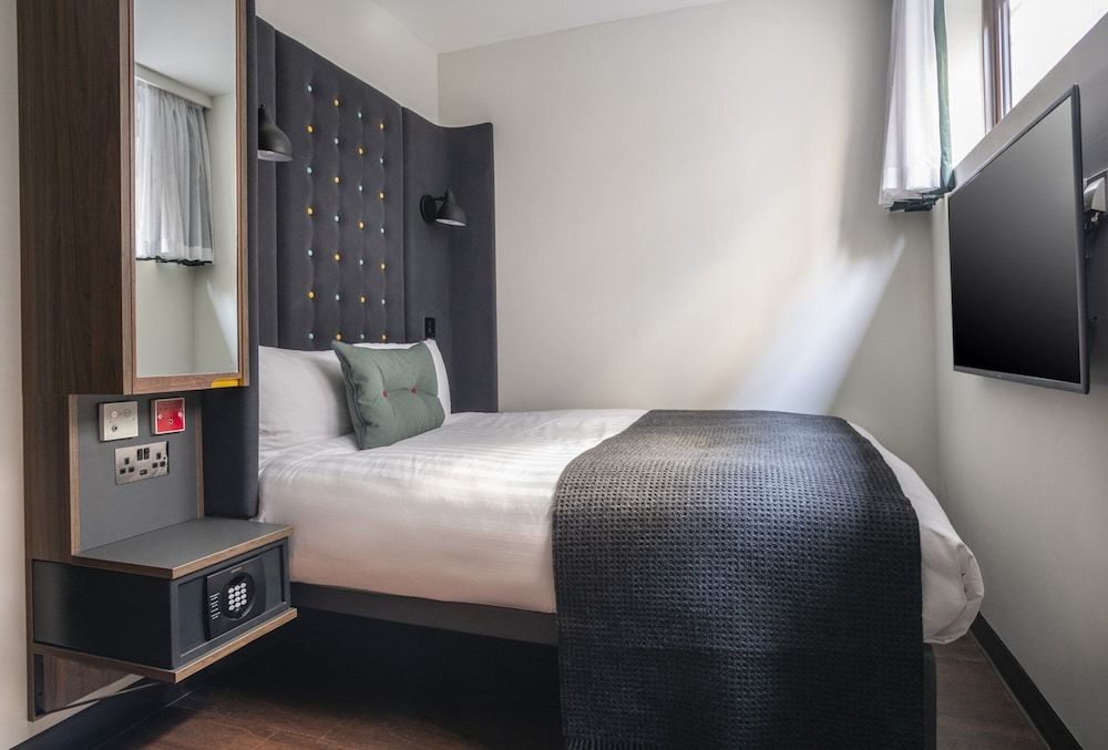 undefined Point A Hotel London Liverpool Street 5