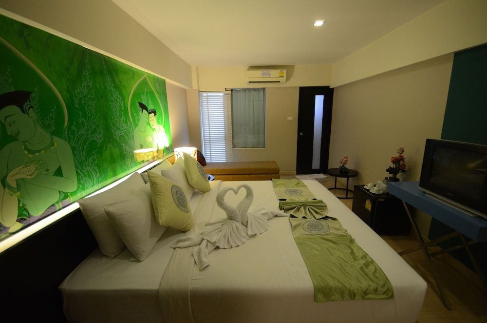 undefined Solace @ Srinakarin 7