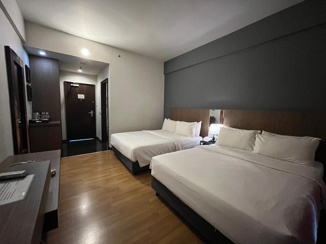 Premier (2 Queen Beds)