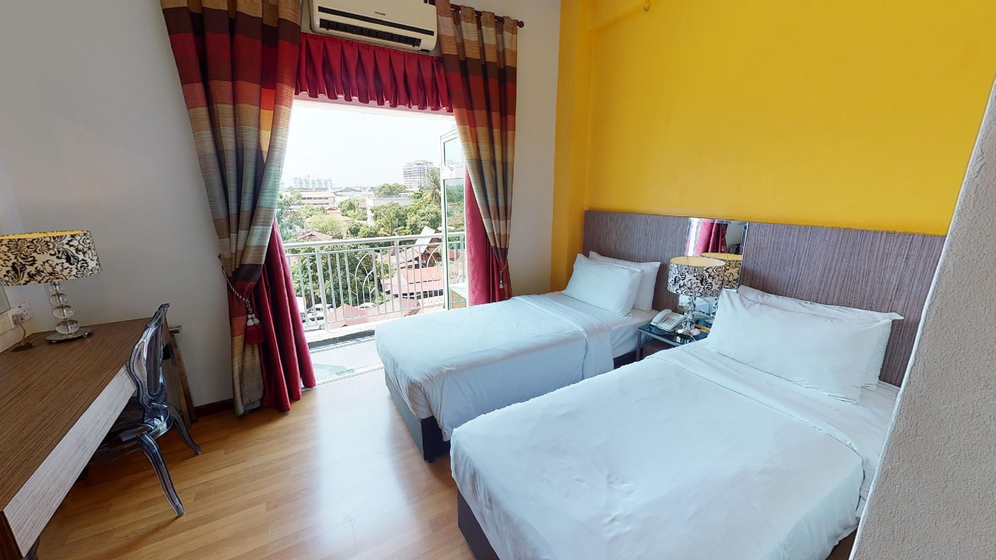 undefined Arenaa Deluxe Hotel 3