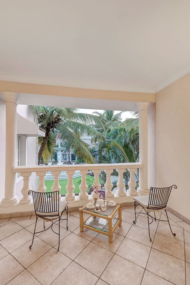 Club Mahindra Emerald Palms, Goa Superior Room Emerald Palms 4