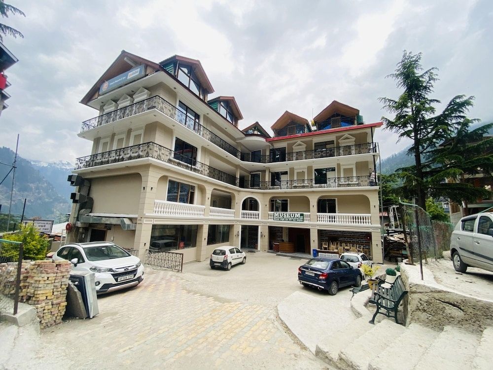 undefined Utopia Resorts & Spa
