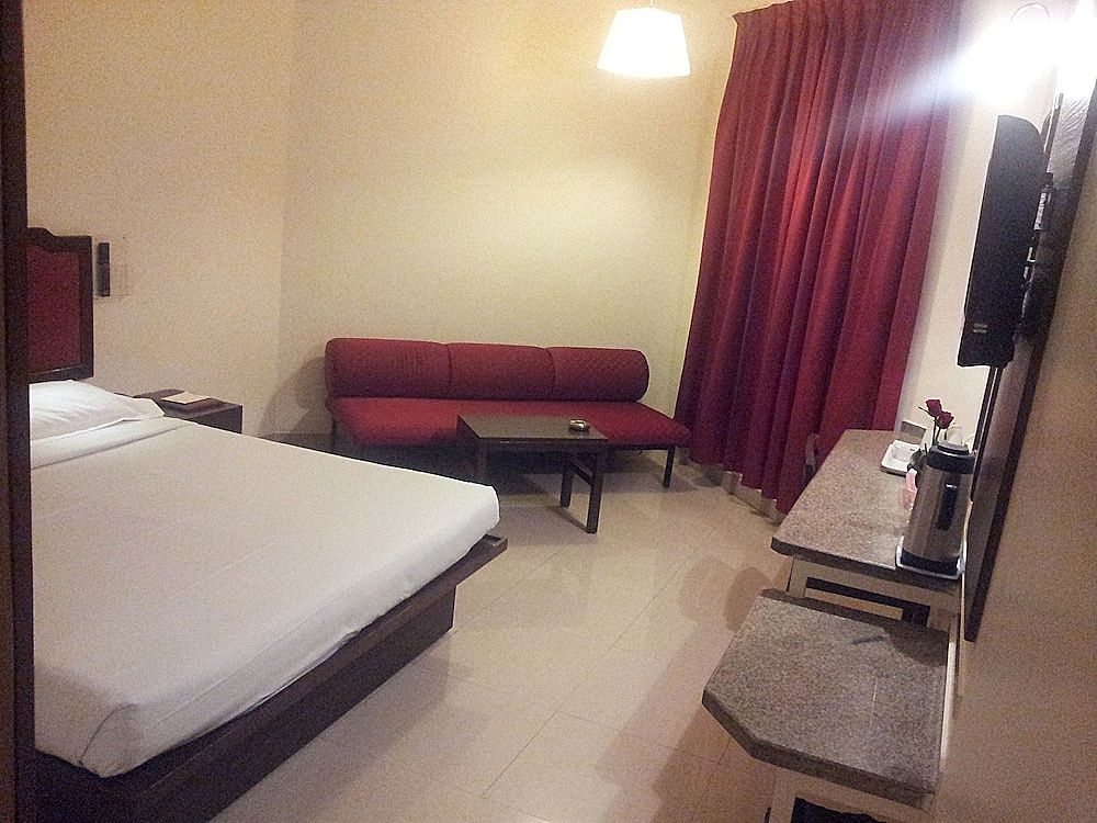 Hotel Ashish Plaza Deluxe Room 6