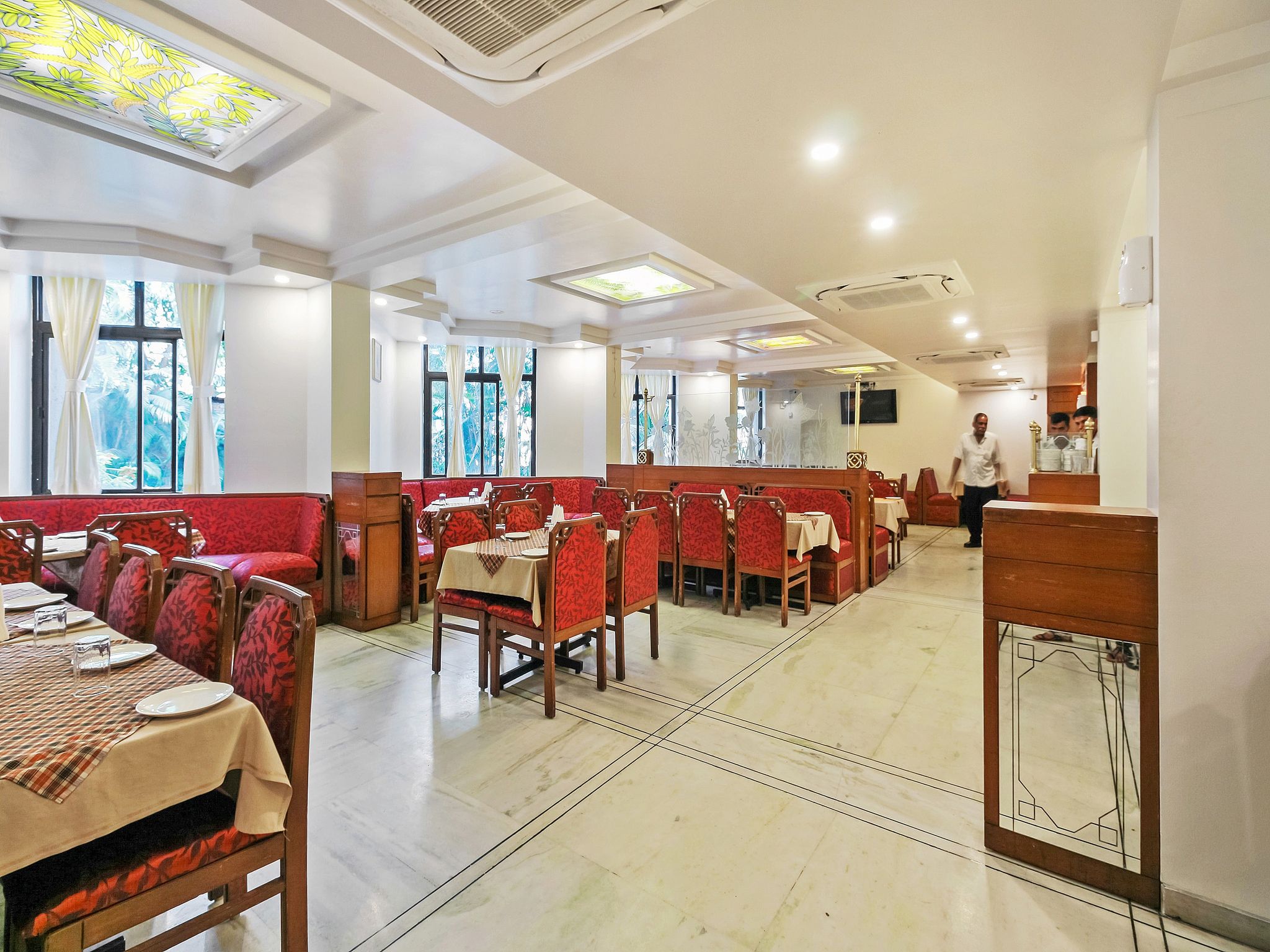 Food & Dining