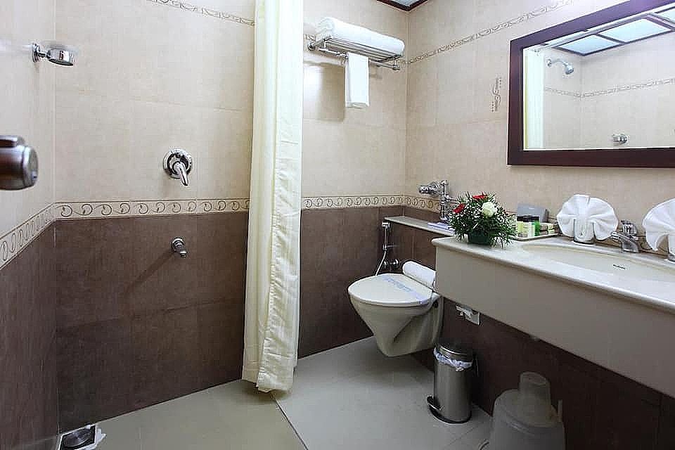 Park Residency Deluxe AC Room 4