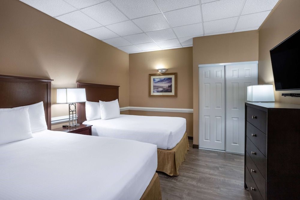 Suite, 2 Double Beds, Non Smoking