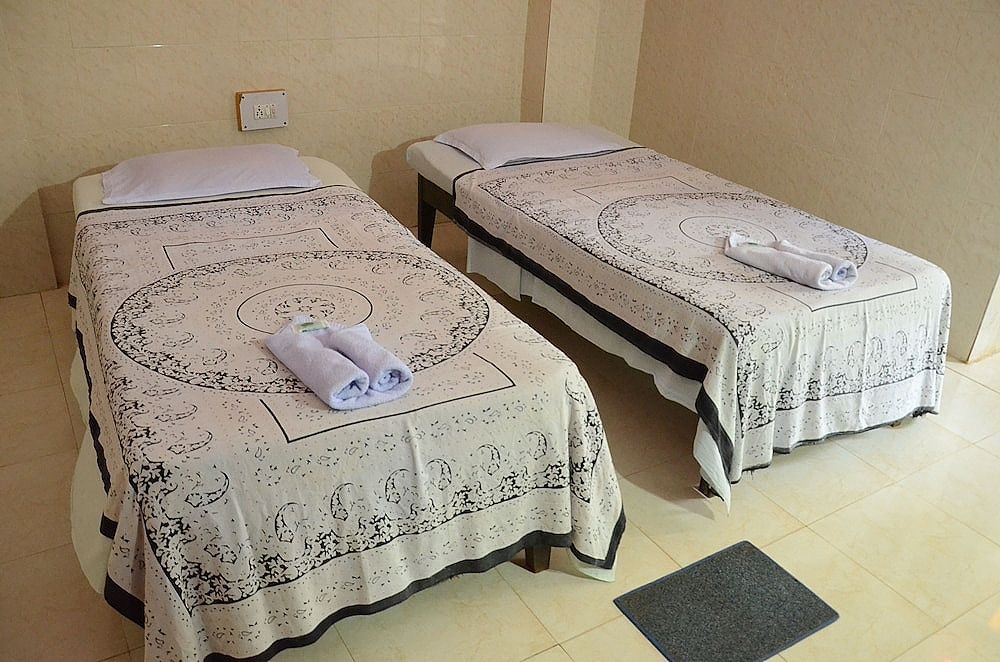 undefined Molyma Resorts 2