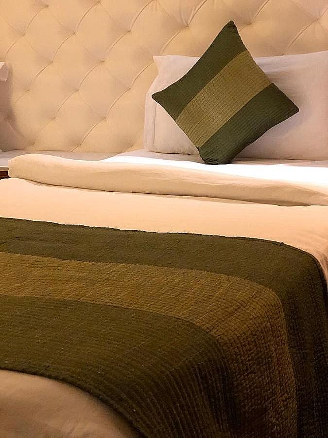 Ivory 32 Executive Room 5