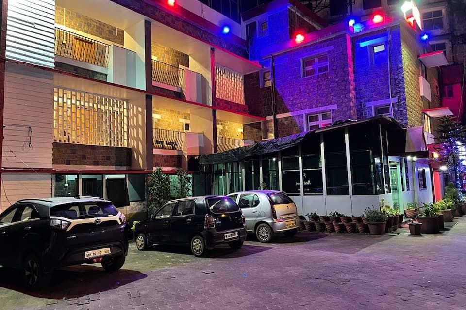 undefined Hotel Caveri 10