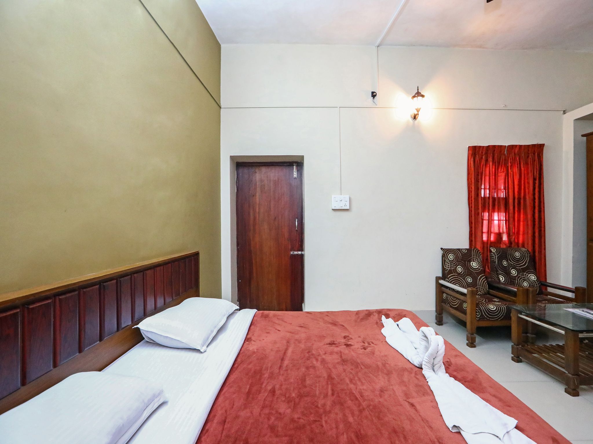 Hotel Caveri Super Deluxe Double Room 4