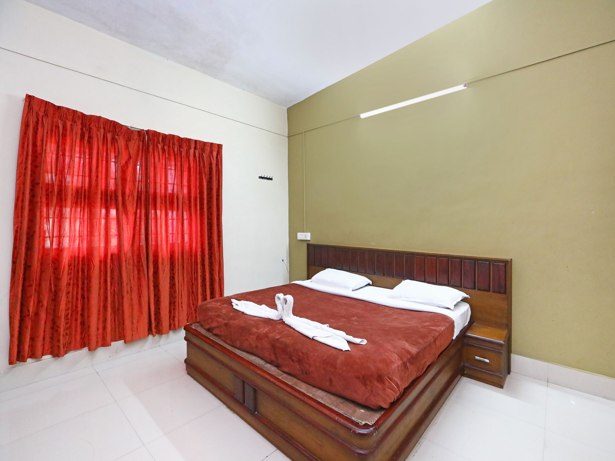 Hotel Caveri Super Deluxe Double Room 12