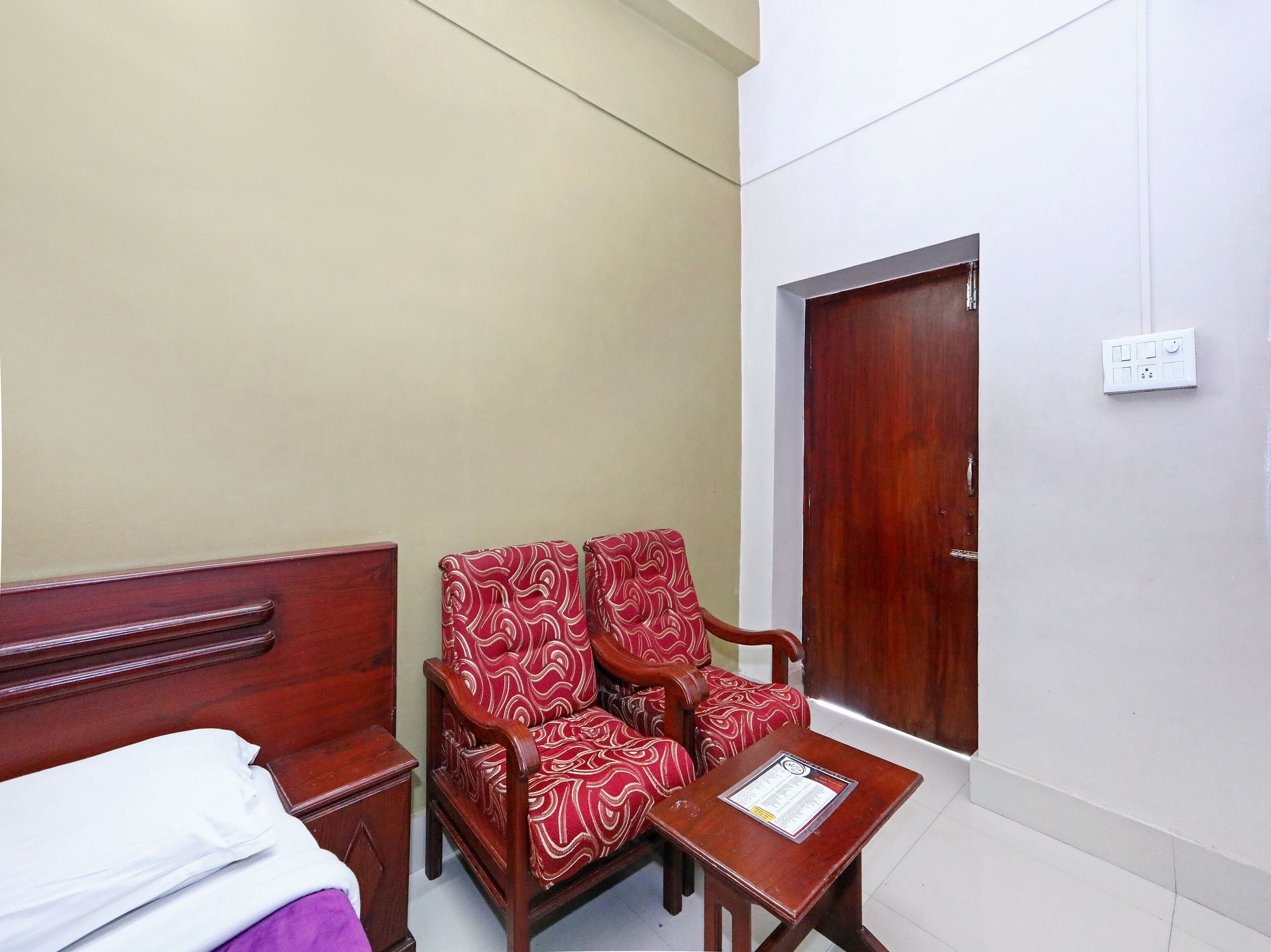 Hotel Caveri Super Deluxe Double Room 15