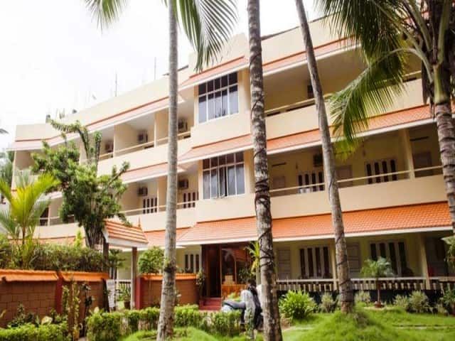 undefined Golden Sand Beach Resort 7