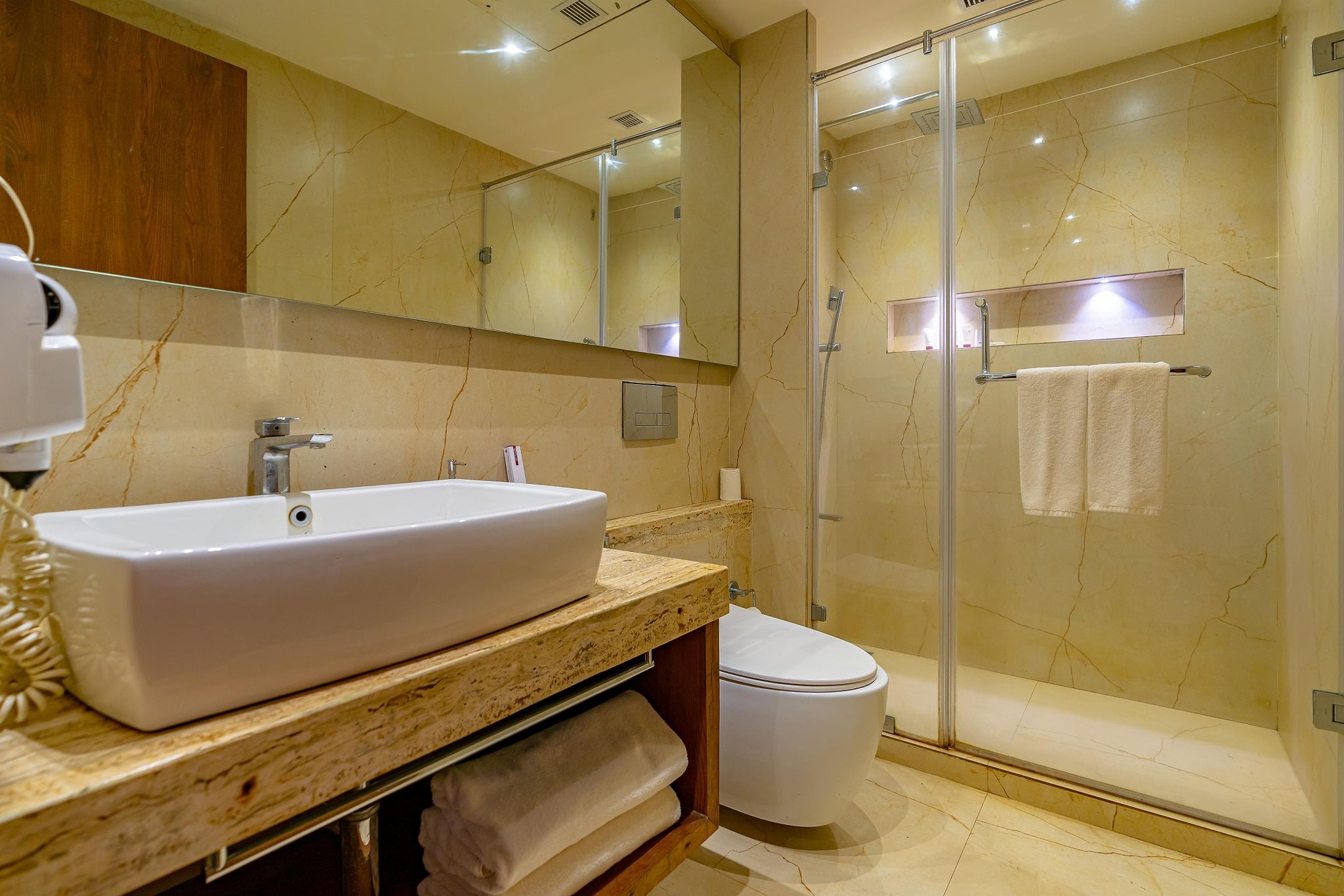 Riva Beach Resort Superior Room with a balcony 5