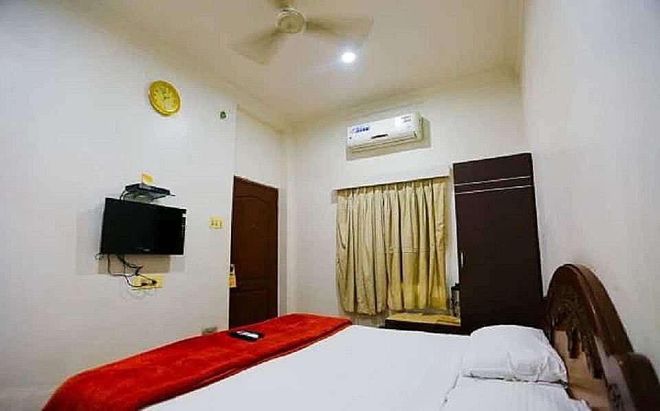 HOTEL SITARA RESIDENCY AMEERPET Standard AC Room 8