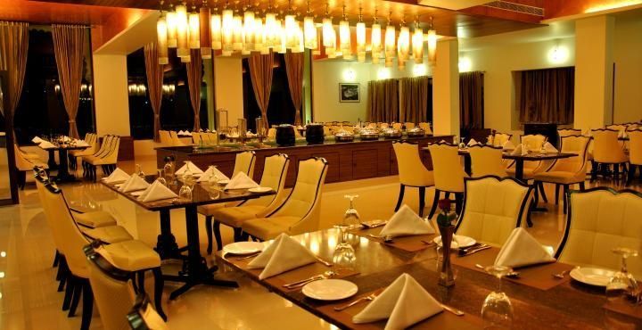 Food & Dining