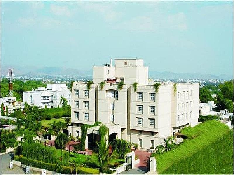 undefined HOTEL PARAS MAHAL 2