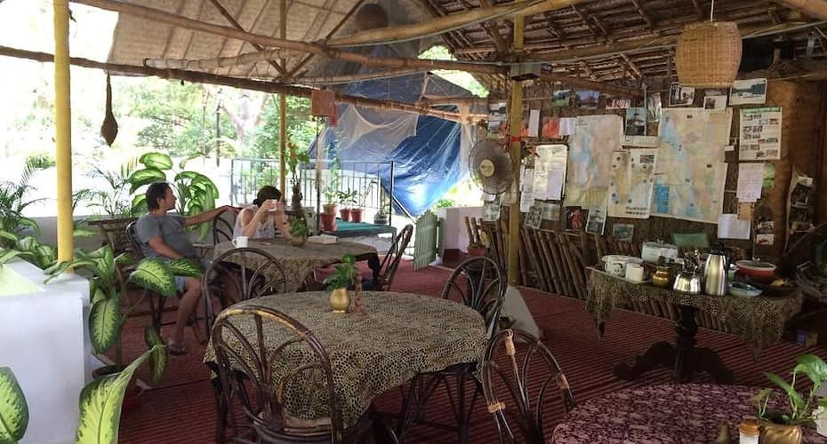 the rooftop eating area