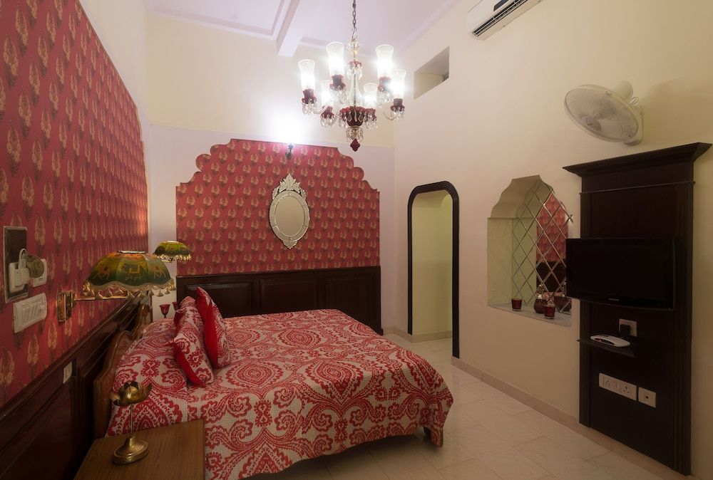 Superior room with full day use of Private car with chauffeur