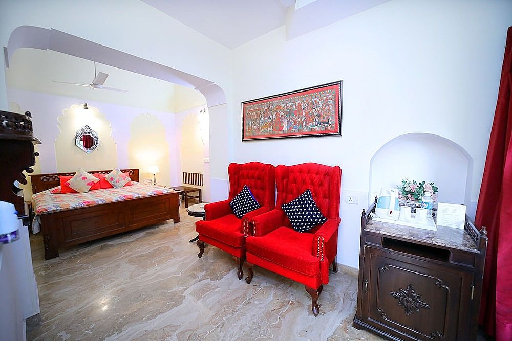 Deluxe Room with Breakfast and Complimentary Airport pick-up