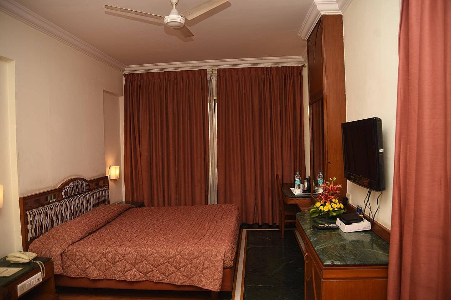 Deluxe AC Room