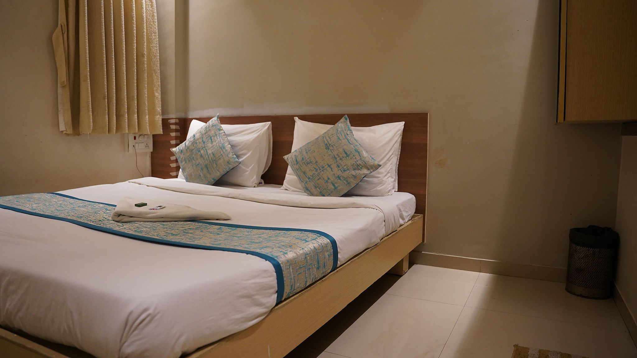 Hotel Suncity Deluxe Room 2