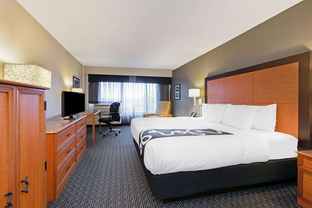 Room, 1 King Bed, Accessible