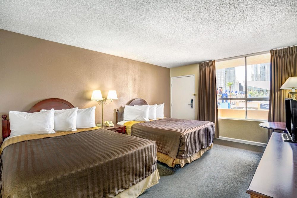 Standard Room, 2 Queen Beds
