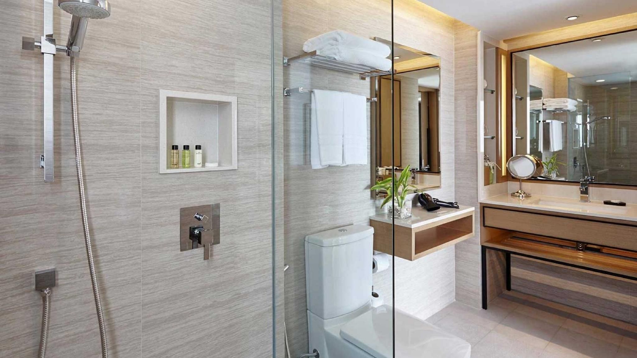 Amari Phuket One Bedroom Suite Ocean Coral Lounge