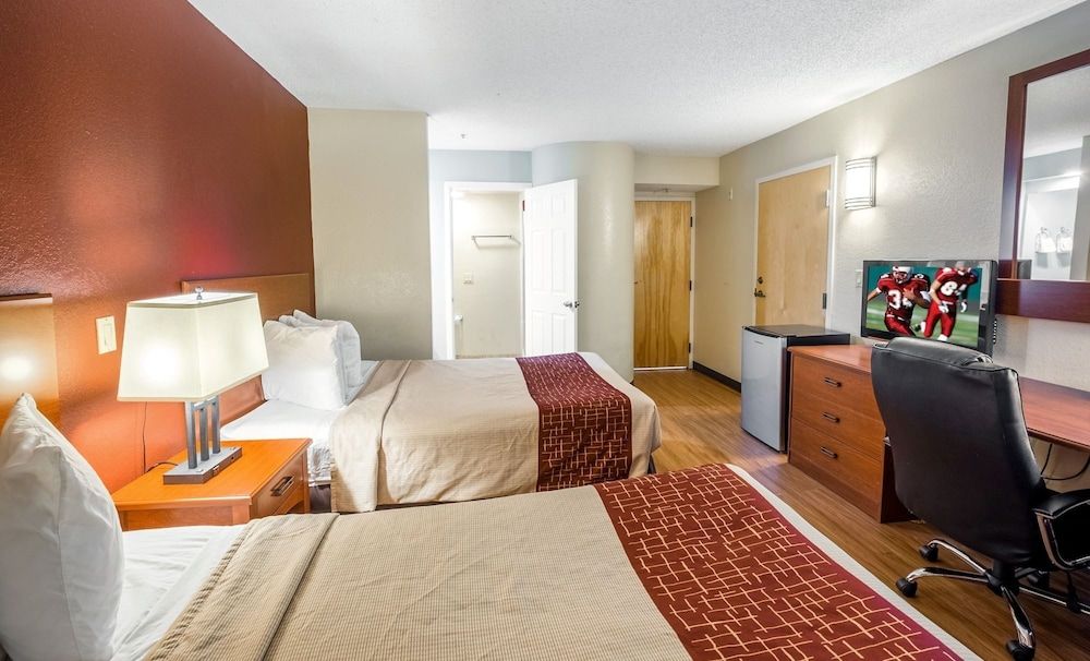 undefined GreenTree Inn Houston IAH Airport 7