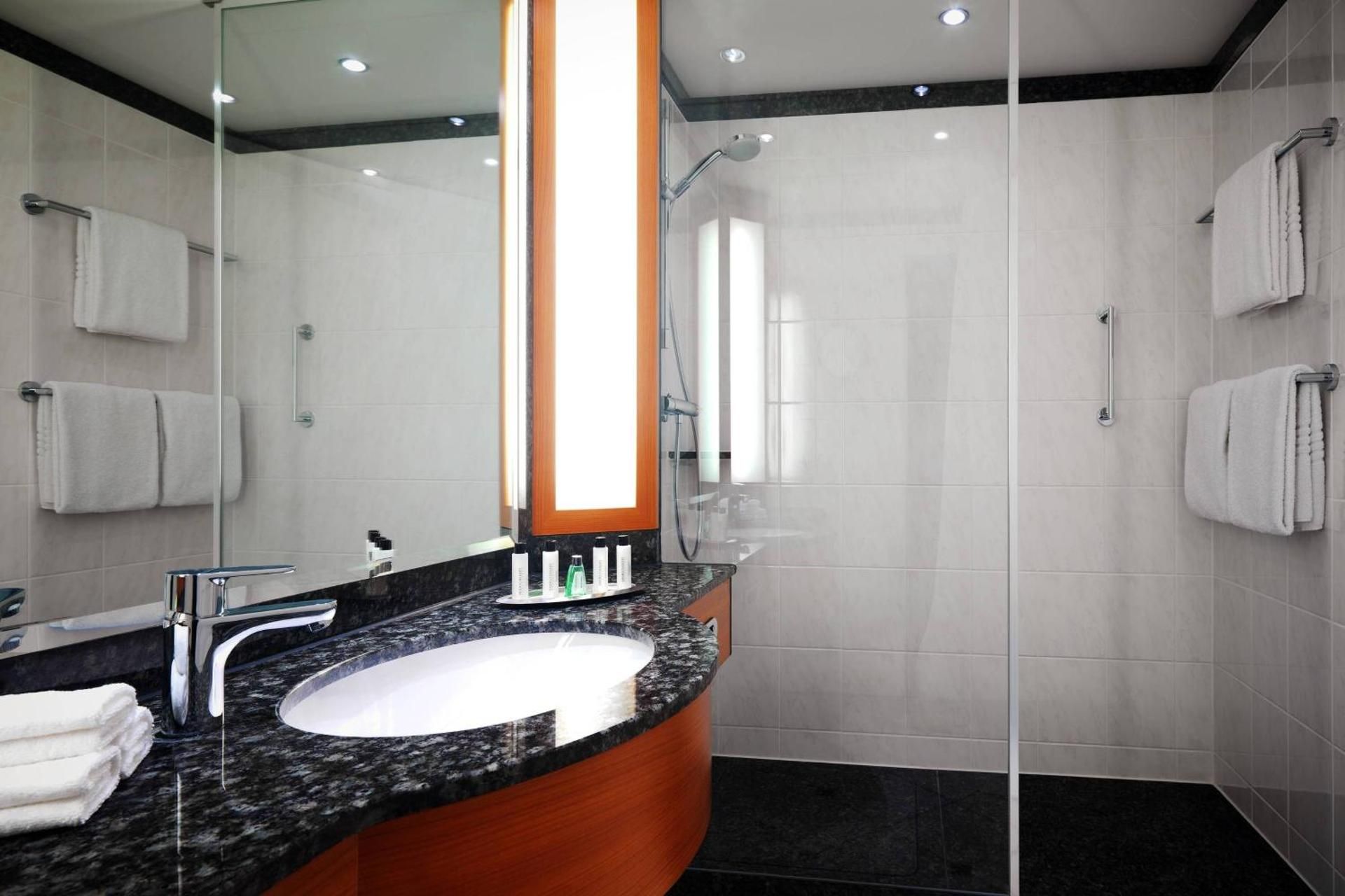 undefined Frankfurt Marriott Hotel 5