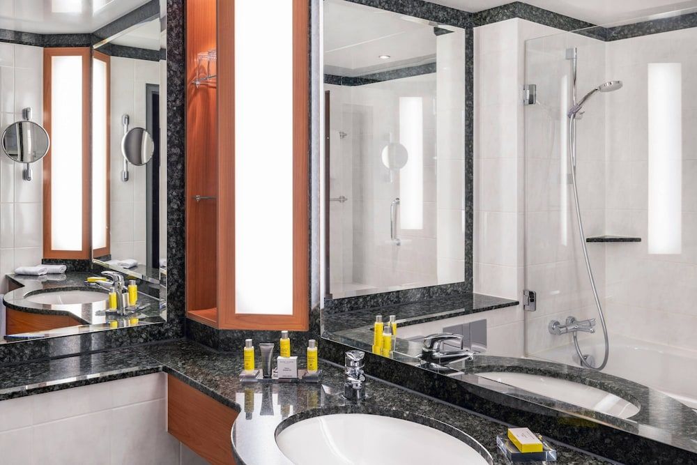 undefined Frankfurt Marriott Hotel 7