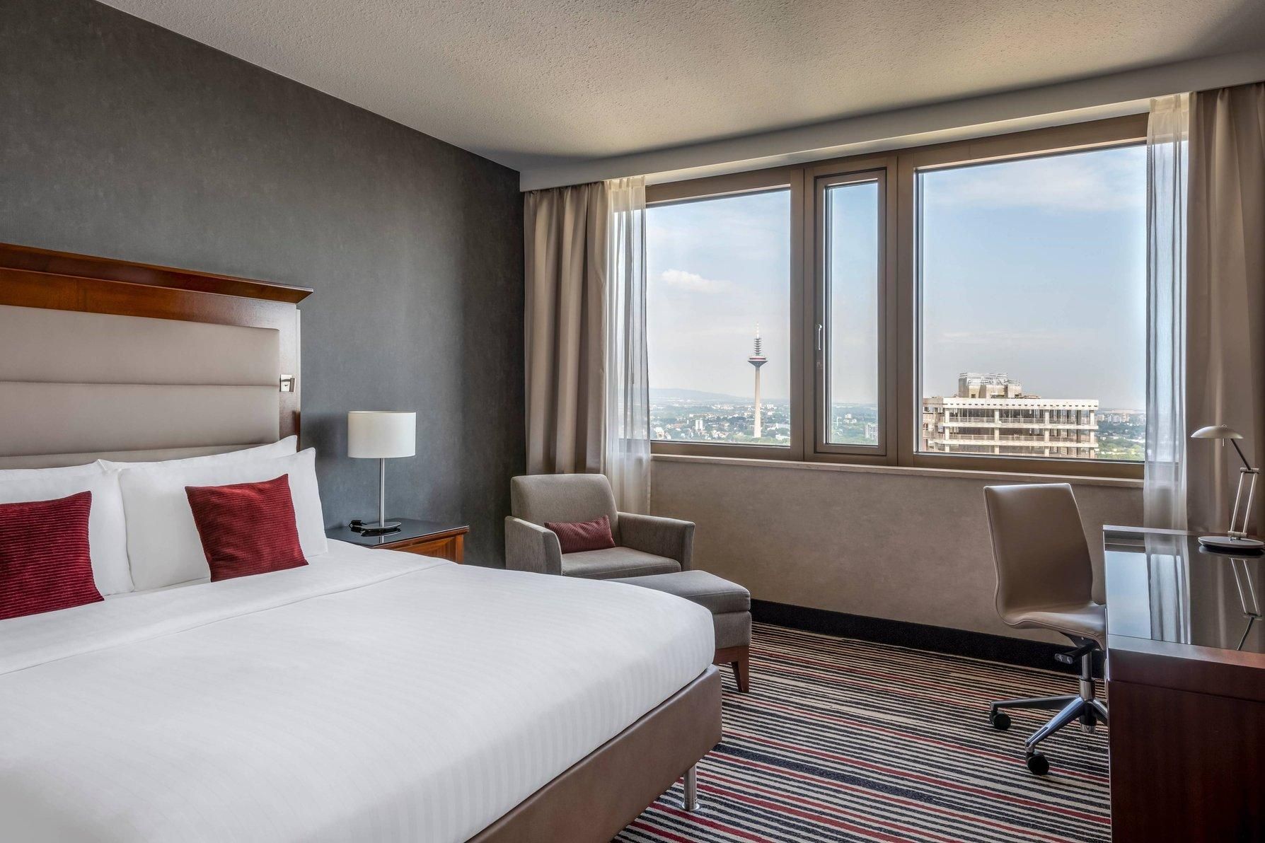 undefined Frankfurt Marriott Hotel 4