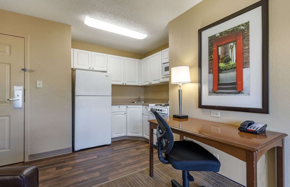 Extended Stay America Suites Orlando Maitland 1776 Pembrook Deluxe Studio, 1 Queen Bed with Sofa bed, Non Smoking 5