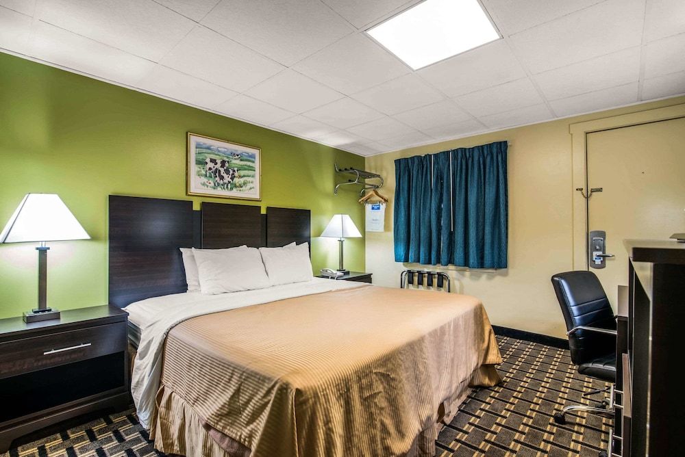Standard Room, 1 King Bed, Non Smoking