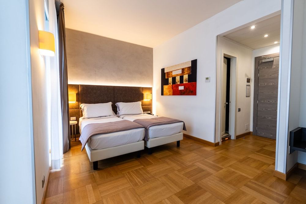 Hotel Como Superior Double or Twin Room