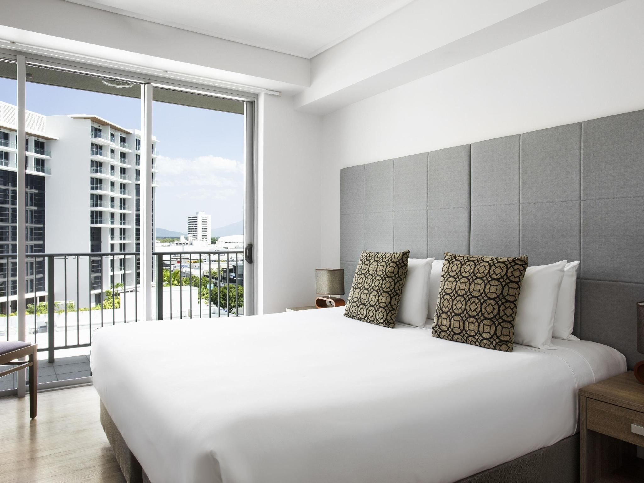 Mantra Trilogy Cairns Hotel 2