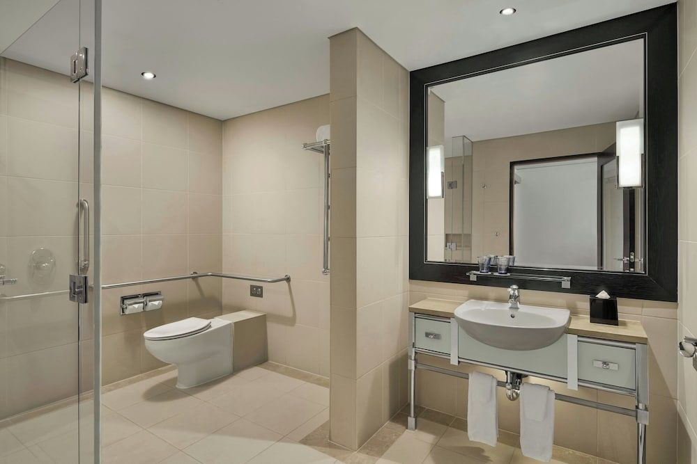 The Westin Melbourne Room, 1 King Bed, Non Smoking (Westin Workout King) 4