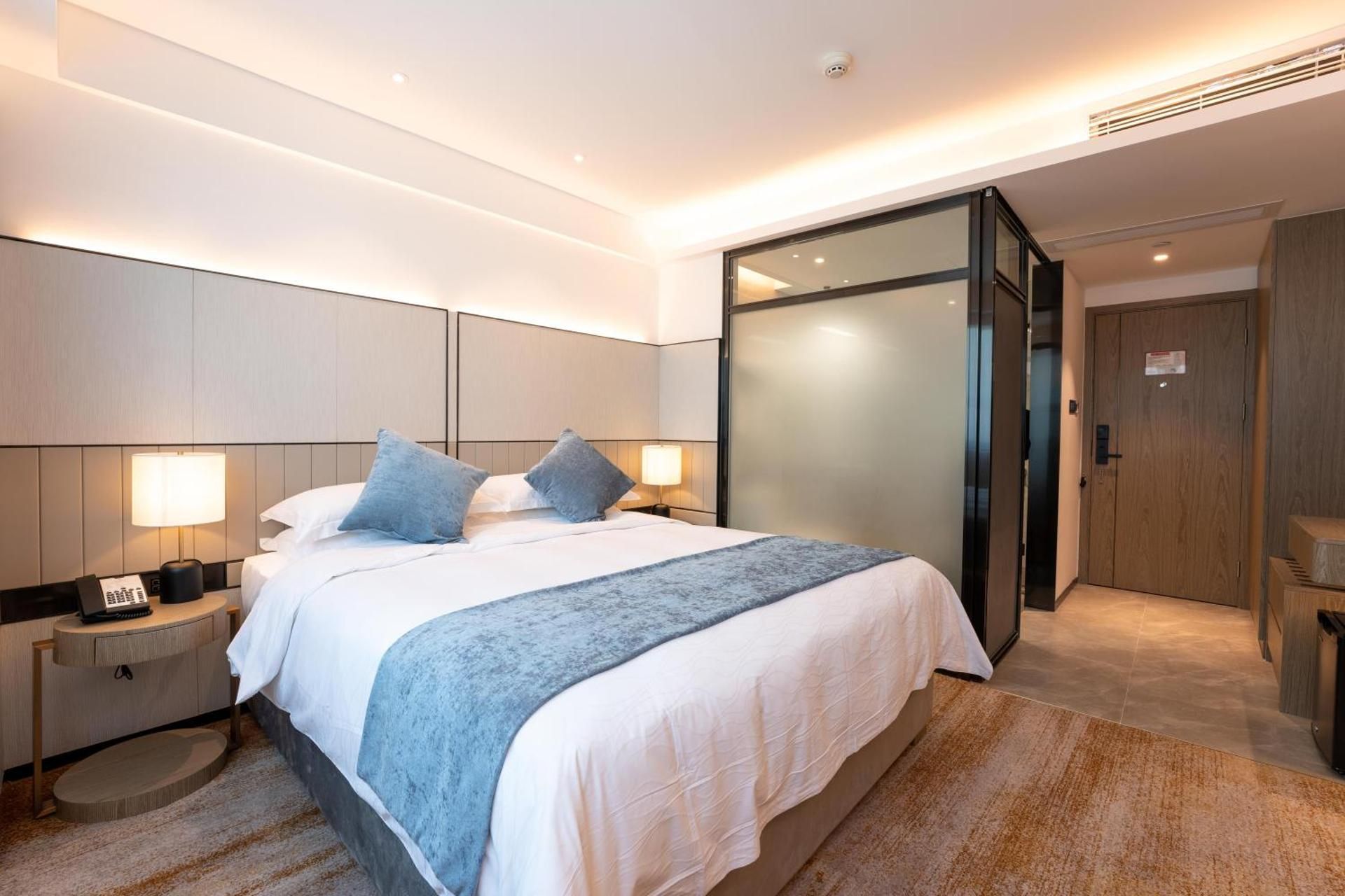 ZTL Hotel Shenzhen Elegant Double Room 2