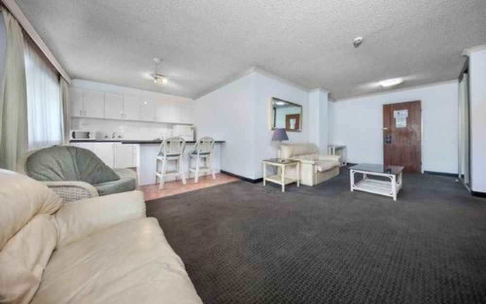 Classic Apartment, 2 Bedrooms, Kitchen