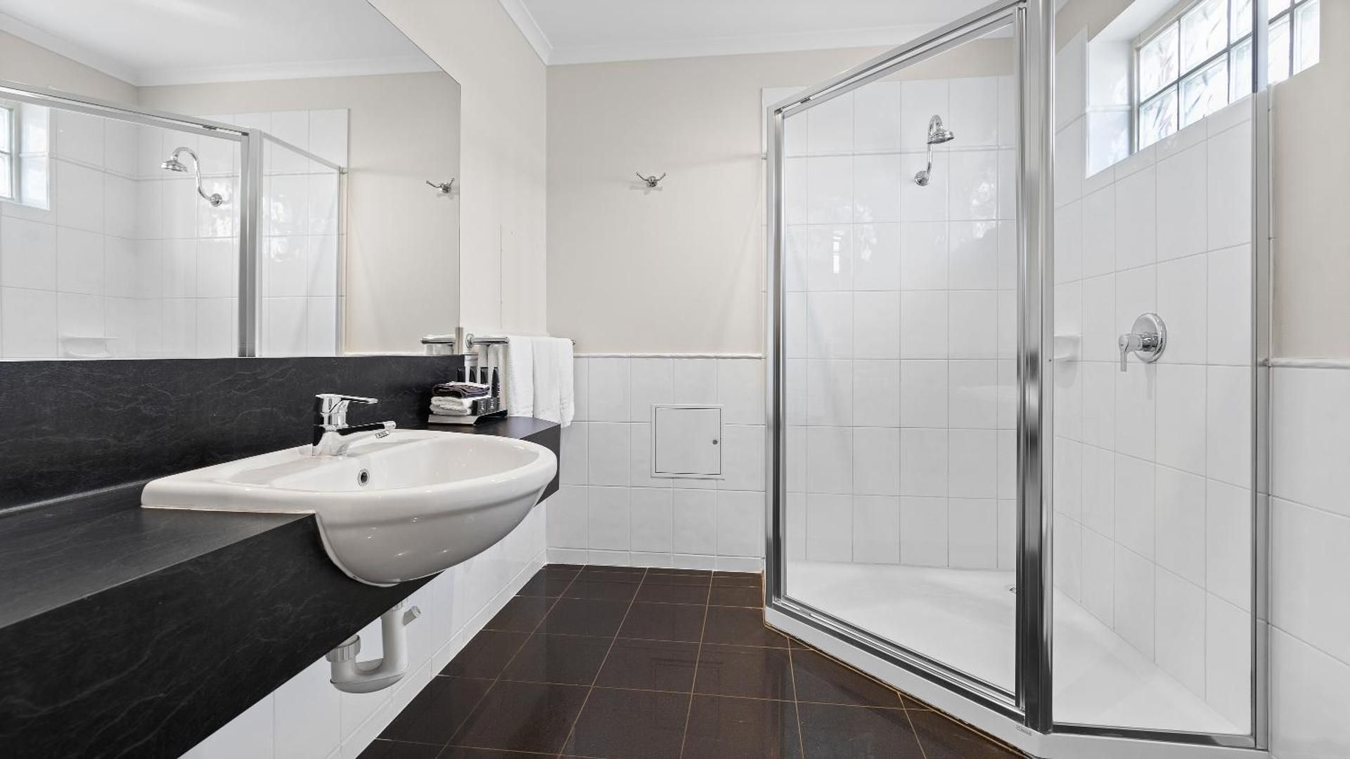 One Bedroom Suite - King