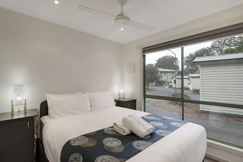 Superior 2 Bedroom Riverview Cabin