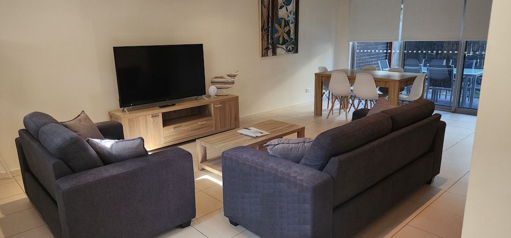 Quarterdecks Retreat Classic Villa, 2 Bedrooms 13