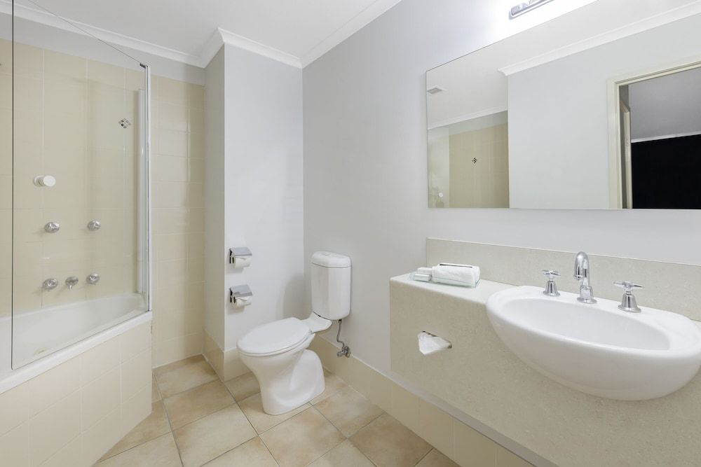 Ramada Encore by Wyndham Belconnen Canberra Standard Apartment, 2 Bedrooms 2