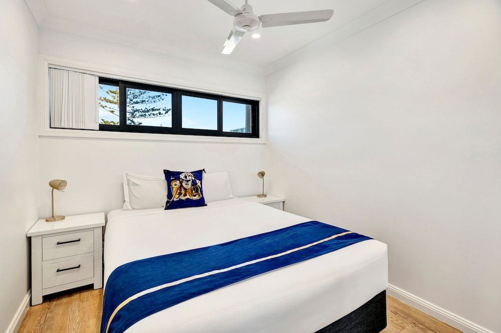 Montego Mermaid Beach Motel Executive Suite, 2 Bedrooms, Terrace