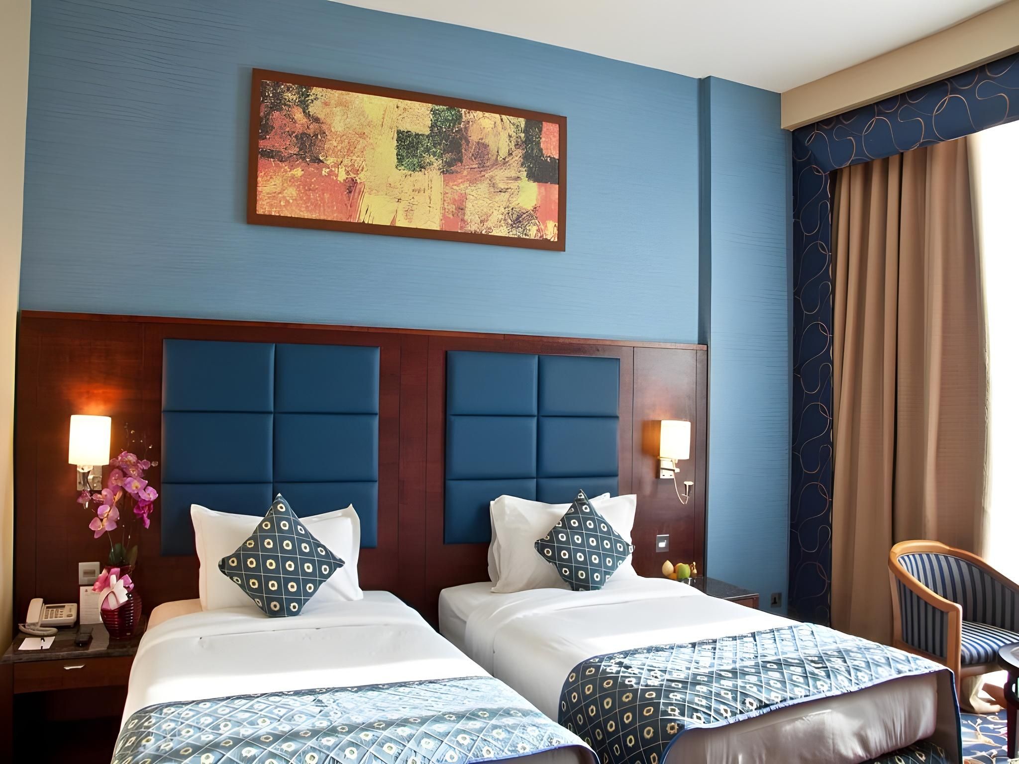 Ramee Rose Hotel Standard Room 8