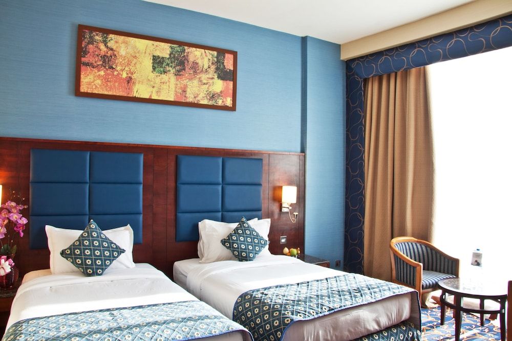 undefined Ramee Rose Hotel 8