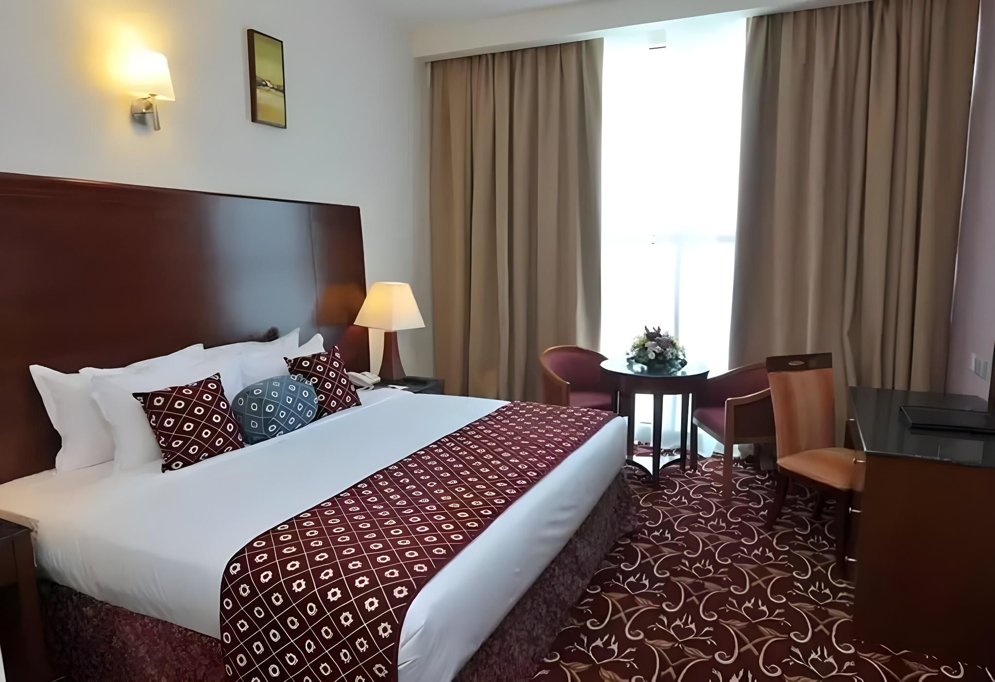 undefined Ramee Rose Hotel 7