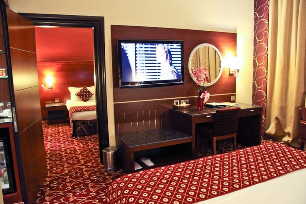 undefined Ramee Rose Hotel 10