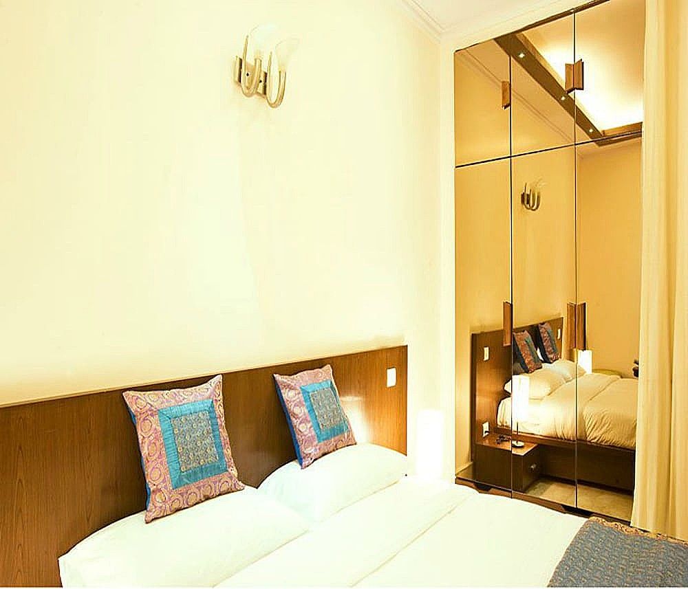 Evergreen Suites Defence Colony Suite 4